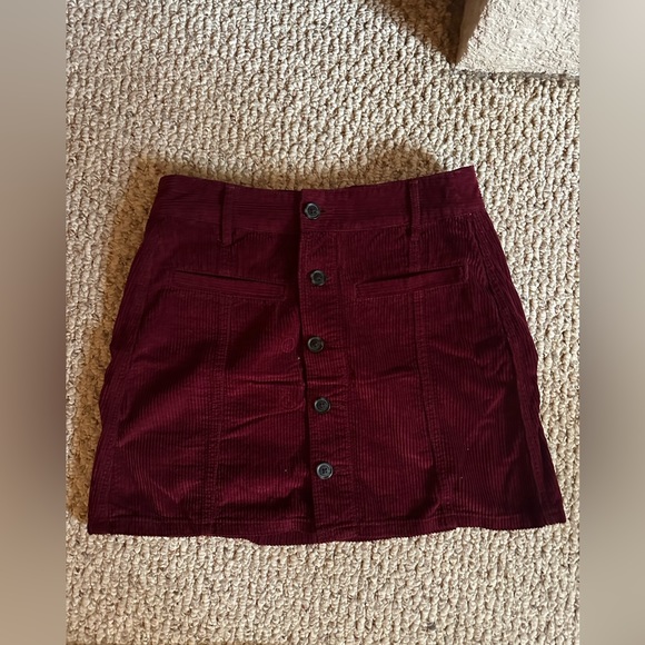 American Eagle Hi-Rise skirt - Picture 2 of 3